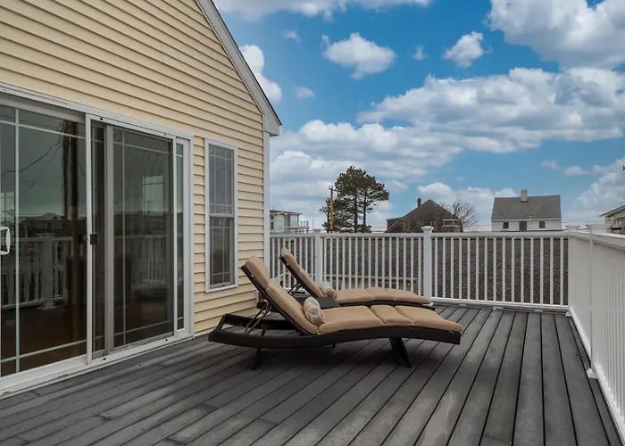Sandy Toes Ocean Views Steps To Beach Deck